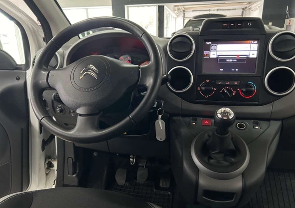 Citroen Berlingo cena 41900 przebieg: 178362, rok produkcji 2016 z Wolsztyn małe 781